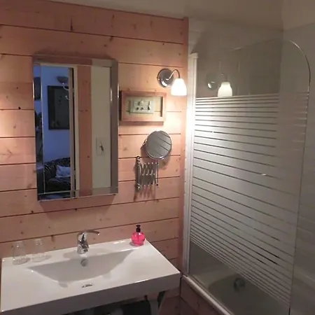 Les Du Perche Bed & Breakfast 3*